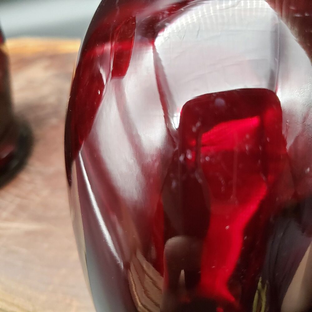Vintage Anchor Hocking Royal Ruby Red Glass Vases Pair 6.375” Bud Vase - Picture 3 of 7